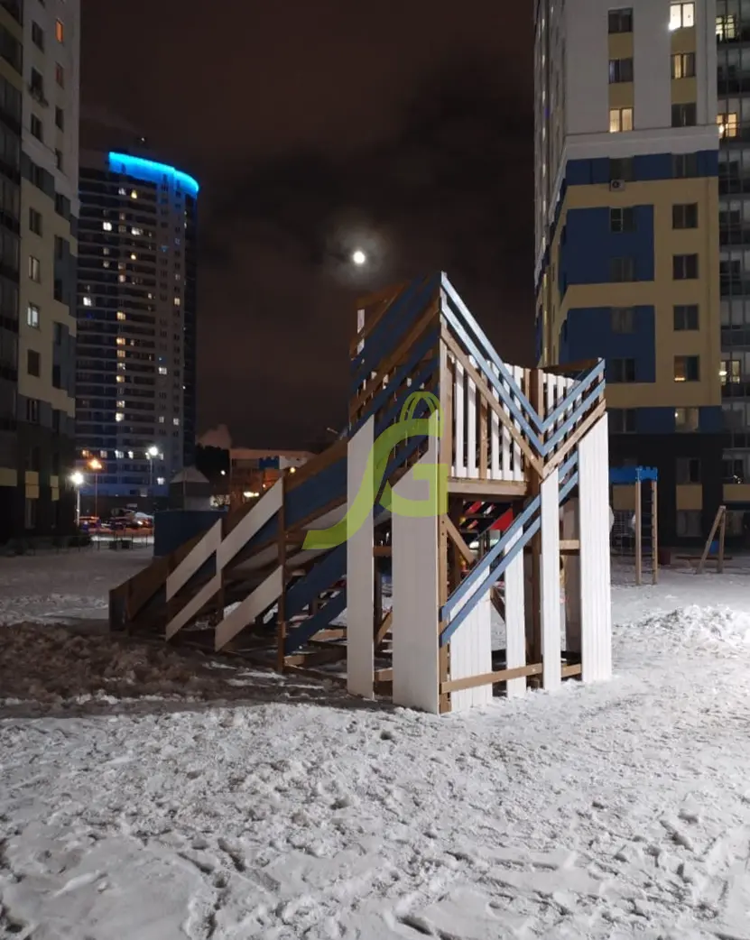 Детская деревянная зимняя горка "IgraGrad Snow Fox", скат 5,9 м мод.3