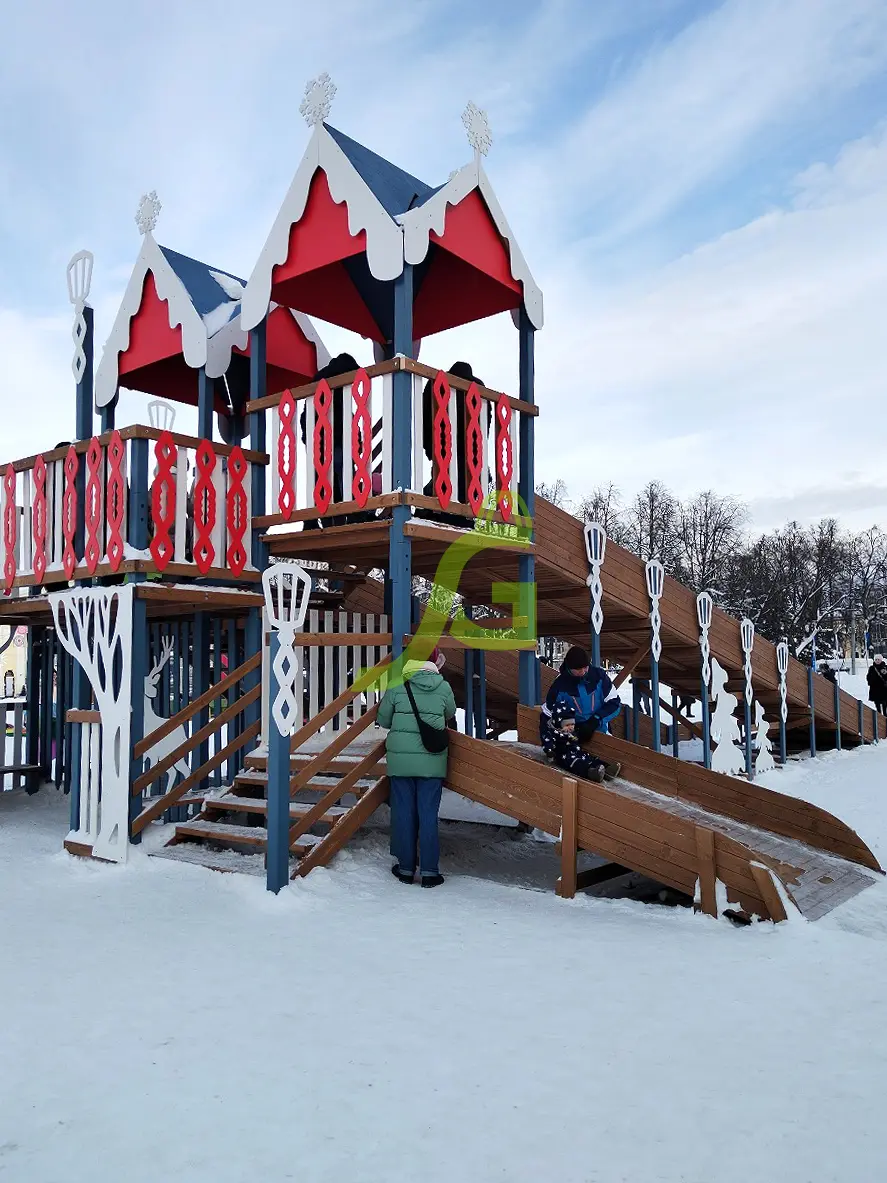 Зимняя деревянная горка "IgraGrad Snow Fox 17" с тремя скатами V3