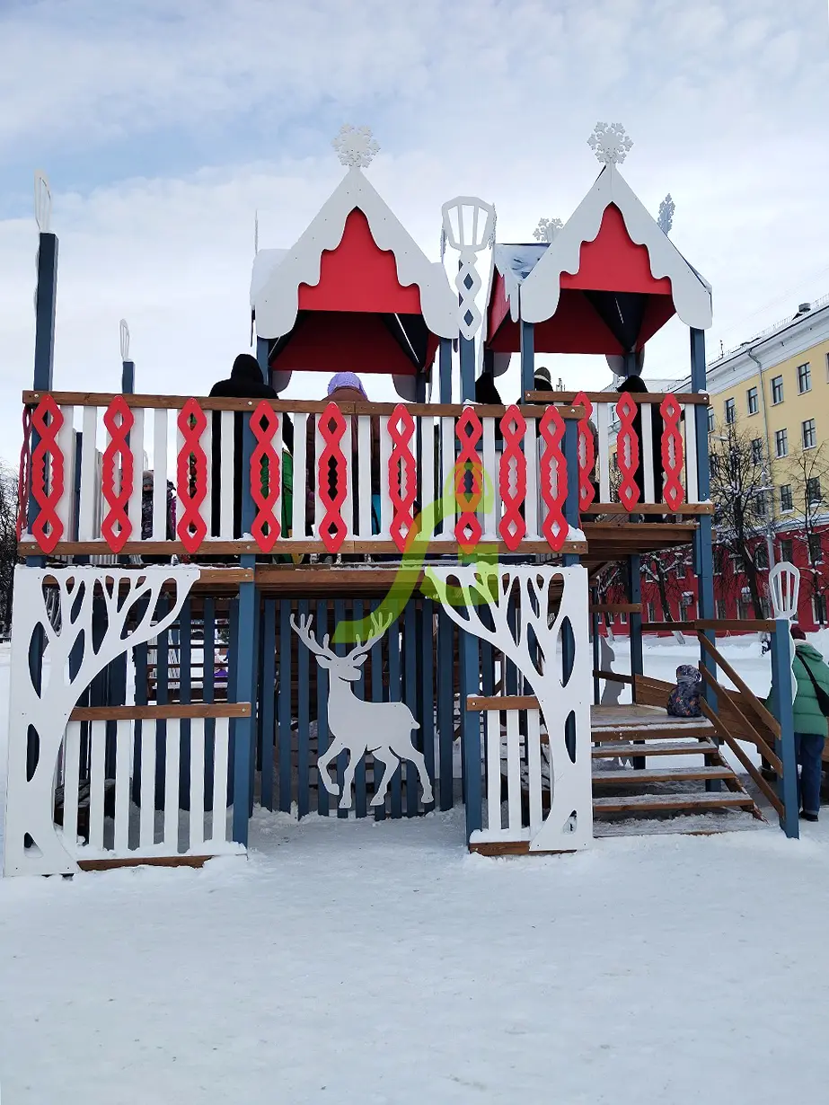 Зимняя деревянная горка "IgraGrad Snow Fox 17" с тремя скатами V3