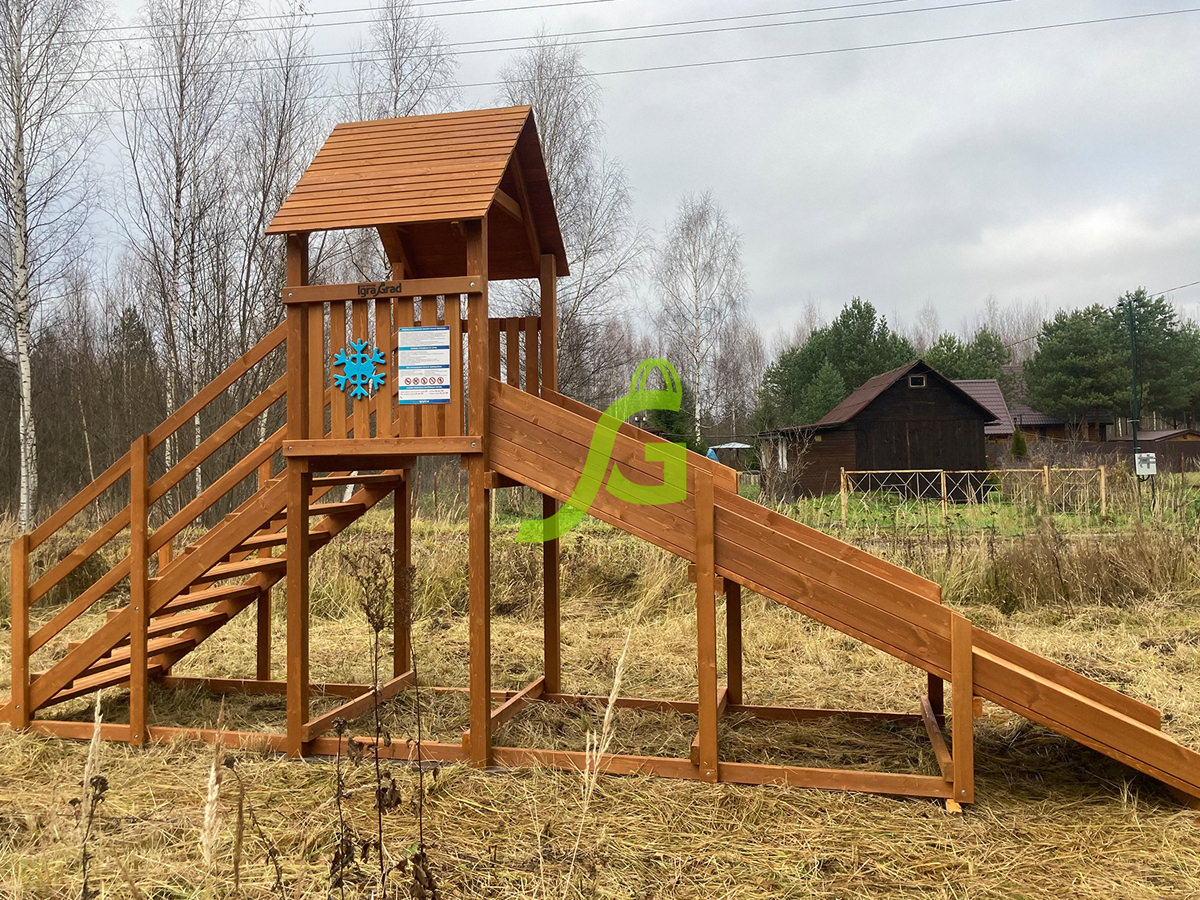 Заливная горка "IgraGrad Snow Fox Start с крышей", скат 4 м