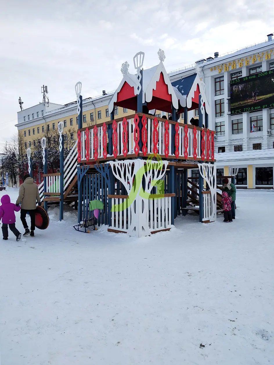 Зимняя деревянная горка "IgraGrad Snow Fox 17" с тремя скатами V3