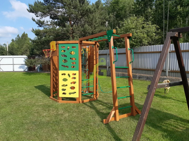 Спортивный комплекс IgraGrad "WorkOut с рукоходом" Спортивный комплекс IgraGrad "WorkOut с рукоходом"