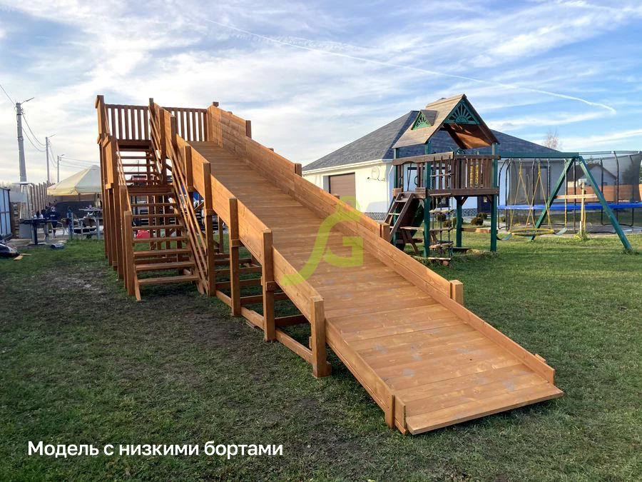 Зимняя горка "IgraGrad Snow Fox", скат 8 м Зимняя горка "IgraGrad Snow Fox", скат 8 м