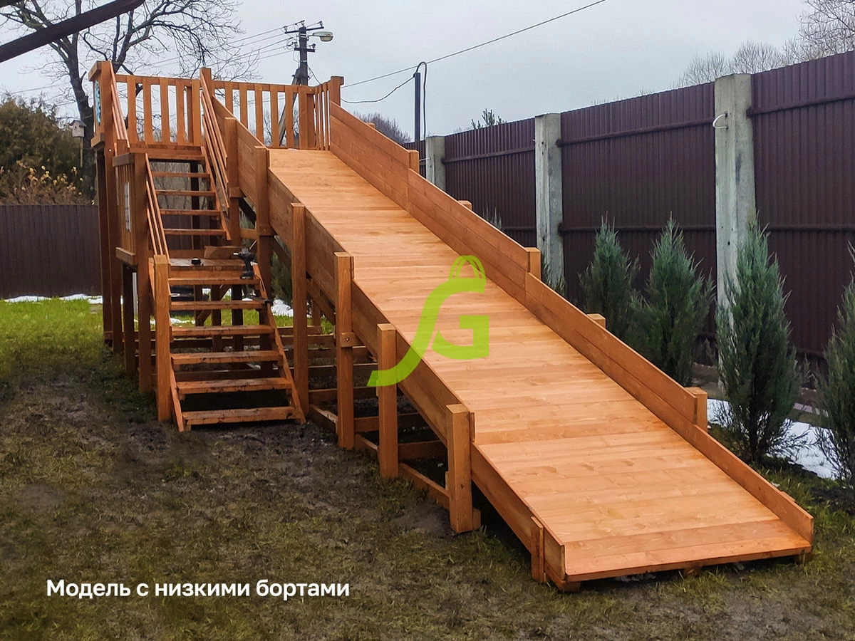 Зимняя горка "IgraGrad Snow Fox", скат 8 м Зимняя горка "IgraGrad Snow Fox", скат 8 м