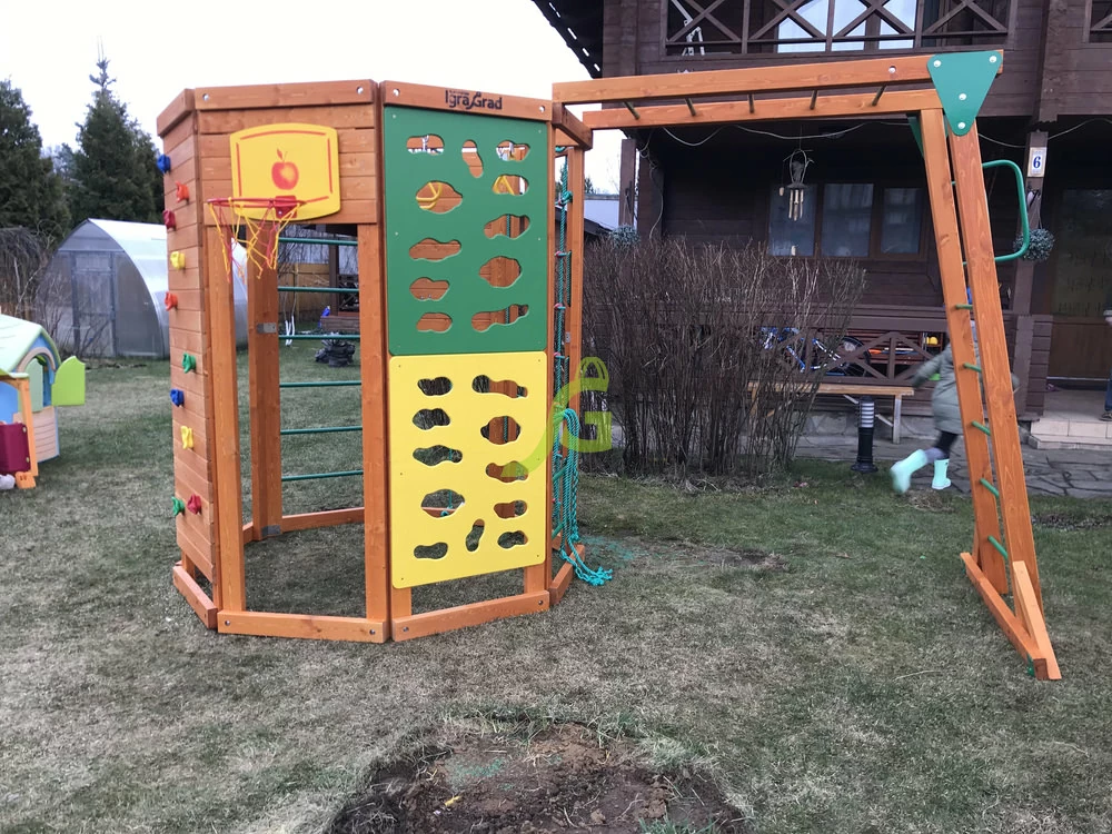 Спортивный комплекс IgraGrad "WorkOut с рукоходом" Спортивный комплекс IgraGrad "WorkOut с рукоходом"